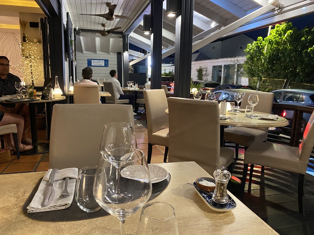 Le Cottage - A table