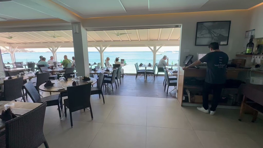 Ocean82 - Salon ouvert