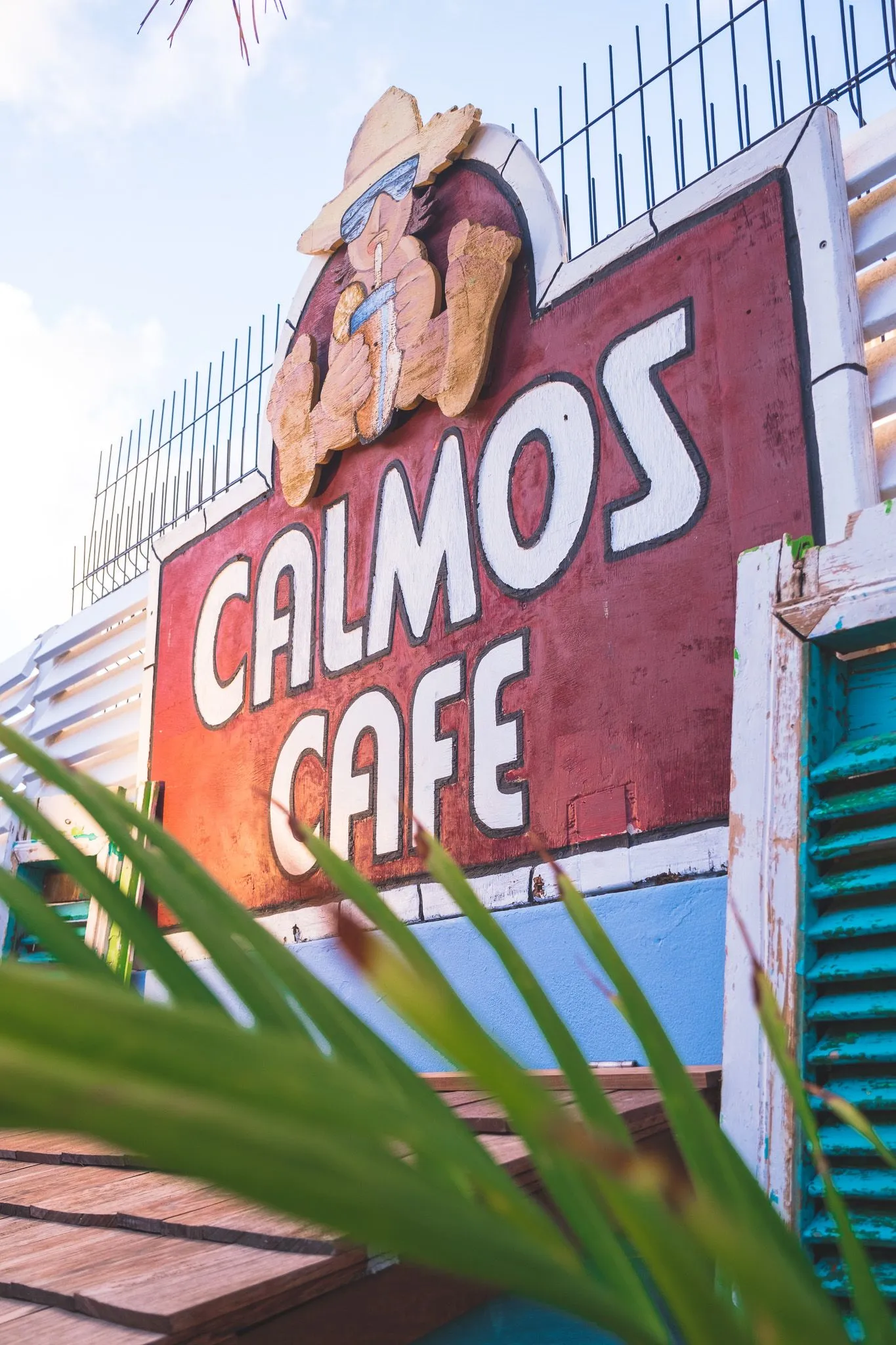 Calmos Café